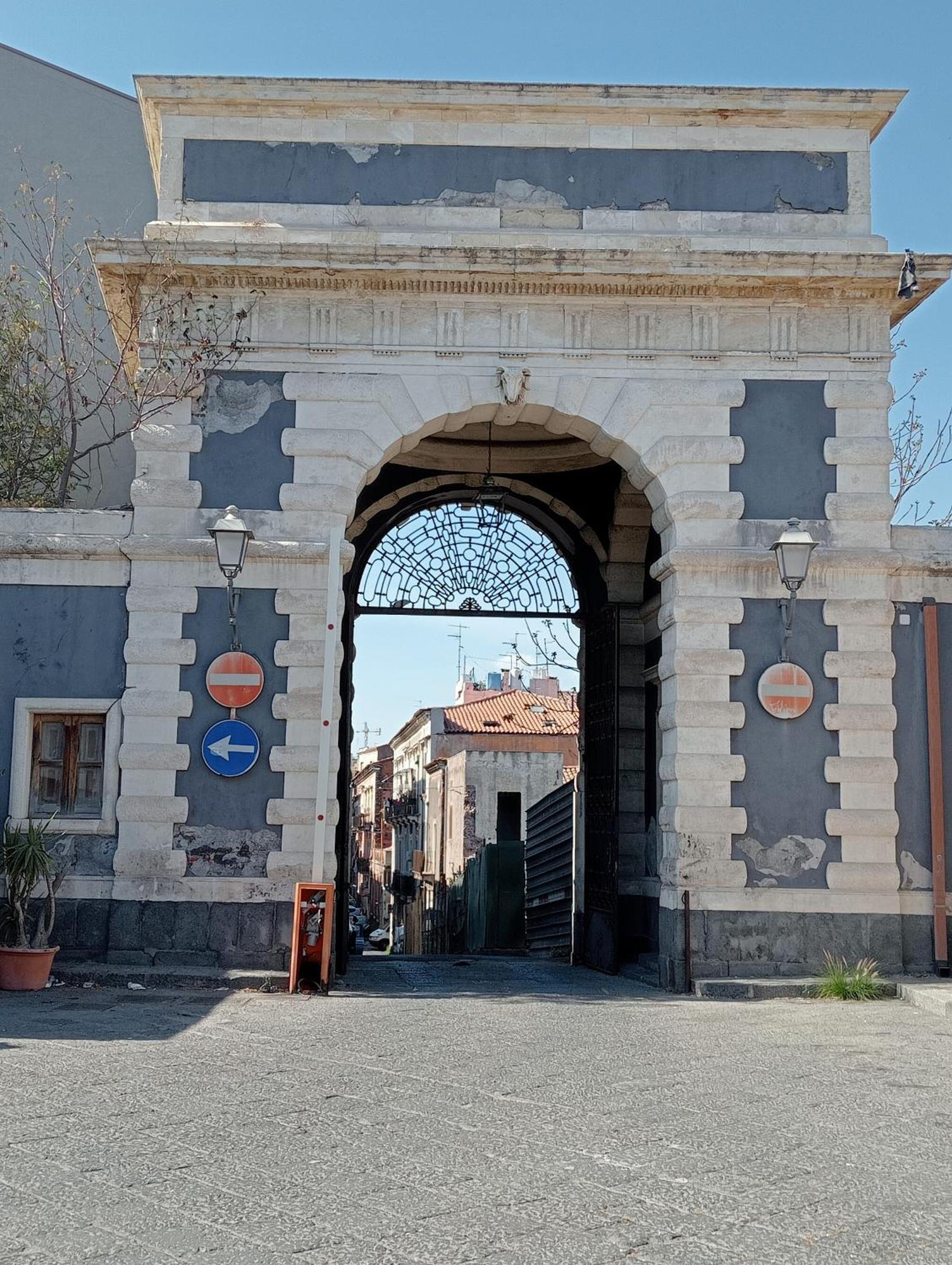 Zurria Home Aeroporto di Catania Fontana Rossa Esterno foto